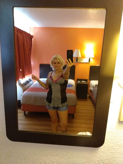 Poochie - Escort Girl from New Haven Connecticut