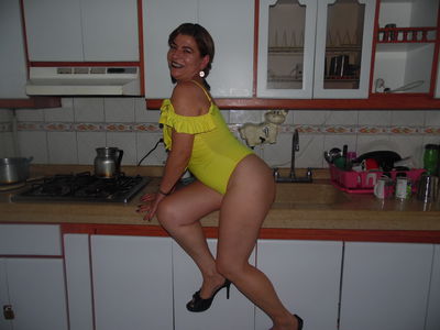 Shirley White - Escort Girl from South Bend Indiana