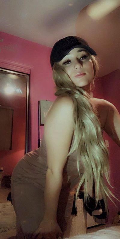 Super Busty Escort in Indianapolis Indiana